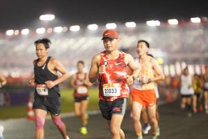 BIB: 574, 21033
                            <button type="button" onclick="openModal(16427160)" class="btn btn-primary btn-sm float-right btn-popup" data-toggle="modal" data-target=".modal-high-quality">
                        <i class="fas fa-shopping-cart"></i> Add to Cart
                    </button>
                                            <button type="button" onclick="isThisMe(16427160, true)" class="btn btn-success btn-sm float-right btn-popup btn-isme hidden" data-toggle="tooltip" data-placement="bottom" title="นี่คือรูปของคุณใช่ไหม คลิกที่นี่เพื่อเอาเข้าอัลบั้ม">
                        <i class="fas fa-plus"></i> Add to album
                    </button>
                    <button type="button" onclick="isThisMe(16427160, false)" class="btn btn-warning btn-sm float-right btn-popup btn-isnotme hidden">
                        <i class="fas fa-ban"></i> Remove from album
                    </button>