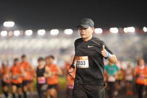 BIB: 23133
                            <button type="button" onclick="openModal(16472622)" class="btn btn-primary btn-sm float-right btn-popup" data-toggle="modal" data-target=".modal-high-quality">
                        <i class="fas fa-shopping-cart"></i> Add to Cart
                    </button>
                                            <button type="button" onclick="isThisMe(16472622, true)" class="btn btn-success btn-sm float-right btn-popup btn-isme hidden" data-toggle="tooltip" data-placement="bottom" title="นี่คือรูปของคุณใช่ไหม คลิกที่นี่เพื่อเอาเข้าอัลบั้ม">
                        <i class="fas fa-plus"></i> Add to album
                    </button>
                    <button type="button" onclick="isThisMe(16472622, false)" class="btn btn-warning btn-sm float-right btn-popup btn-isnotme hidden">
                        <i class="fas fa-ban"></i> Remove from album
                    </button>