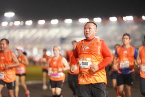 BIB: 4100
                            <button type="button" onclick="openModal(16333996)" class="btn btn-primary btn-sm float-right btn-popup" data-toggle="modal" data-target=".modal-high-quality">
                        <i class="fas fa-shopping-cart"></i> Add to Cart
                    </button>
                                            <button type="button" onclick="isThisMe(16333996, true)" class="btn btn-success btn-sm float-right btn-popup btn-isme hidden" data-toggle="tooltip" data-placement="bottom" title="นี่คือรูปของคุณใช่ไหม คลิกที่นี่เพื่อเอาเข้าอัลบั้ม">
                        <i class="fas fa-plus"></i> Add to album
                    </button>
                    <button type="button" onclick="isThisMe(16333996, false)" class="btn btn-warning btn-sm float-right btn-popup btn-isnotme hidden">
                        <i class="fas fa-ban"></i> Remove from album
                    </button>