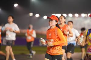 BIB: 252
                            <button type="button" onclick="openModal(16464385)" class="btn btn-primary btn-sm float-right btn-popup" data-toggle="modal" data-target=".modal-high-quality">
                        <i class="fas fa-shopping-cart"></i> Add to Cart
                    </button>
                                            <button type="button" onclick="isThisMe(16464385, true)" class="btn btn-success btn-sm float-right btn-popup btn-isme hidden" data-toggle="tooltip" data-placement="bottom" title="นี่คือรูปของคุณใช่ไหม คลิกที่นี่เพื่อเอาเข้าอัลบั้ม">
                        <i class="fas fa-plus"></i> Add to album
                    </button>
                    <button type="button" onclick="isThisMe(16464385, false)" class="btn btn-warning btn-sm float-right btn-popup btn-isnotme hidden">
                        <i class="fas fa-ban"></i> Remove from album
                    </button>