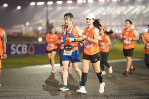 BIB: 0206, 90202
                            <button type="button" onclick="openModal(16360348)" class="btn btn-primary btn-sm float-right btn-popup" data-toggle="modal" data-target=".modal-high-quality">
                        <i class="fas fa-shopping-cart"></i> Add to Cart
                    </button>
                                            <button type="button" onclick="isThisMe(16360348, true)" class="btn btn-success btn-sm float-right btn-popup btn-isme hidden" data-toggle="tooltip" data-placement="bottom" title="นี่คือรูปของคุณใช่ไหม คลิกที่นี่เพื่อเอาเข้าอัลบั้ม">
                        <i class="fas fa-plus"></i> Add to album
                    </button>
                    <button type="button" onclick="isThisMe(16360348, false)" class="btn btn-warning btn-sm float-right btn-popup btn-isnotme hidden">
                        <i class="fas fa-ban"></i> Remove from album
                    </button>