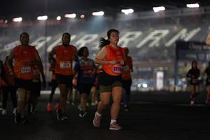 BIB: 236, 2725
                            <button type="button" onclick="openModal(16155934)" class="btn btn-primary btn-sm float-right btn-popup" data-toggle="modal" data-target=".modal-high-quality">
                        <i class="fas fa-shopping-cart"></i> Add to Cart
                    </button>
                                            <button type="button" onclick="isThisMe(16155934, true)" class="btn btn-success btn-sm float-right btn-popup btn-isme hidden" data-toggle="tooltip" data-placement="bottom" title="นี่คือรูปของคุณใช่ไหม คลิกที่นี่เพื่อเอาเข้าอัลบั้ม">
                        <i class="fas fa-plus"></i> Add to album
                    </button>
                    <button type="button" onclick="isThisMe(16155934, false)" class="btn btn-warning btn-sm float-right btn-popup btn-isnotme hidden">
                        <i class="fas fa-ban"></i> Remove from album
                    </button>