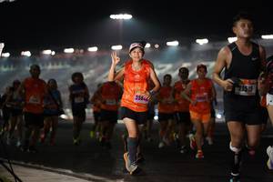 BIB: 21519, 25642, 20050
                            <button type="button" onclick="openModal(16102193)" class="btn btn-primary btn-sm float-right btn-popup" data-toggle="modal" data-target=".modal-high-quality">
                        <i class="fas fa-shopping-cart"></i> Add to Cart
                    </button>
                                            <button type="button" onclick="isThisMe(16102193, true)" class="btn btn-success btn-sm float-right btn-popup btn-isme hidden" data-toggle="tooltip" data-placement="bottom" title="นี่คือรูปของคุณใช่ไหม คลิกที่นี่เพื่อเอาเข้าอัลบั้ม">
                        <i class="fas fa-plus"></i> Add to album
                    </button>
                    <button type="button" onclick="isThisMe(16102193, false)" class="btn btn-warning btn-sm float-right btn-popup btn-isnotme hidden">
                        <i class="fas fa-ban"></i> Remove from album
                    </button>