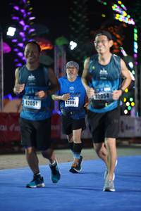 BIB: 12054, 42051, 42898
                            <button type="button" onclick="openModal(16505147)" class="btn btn-primary btn-sm float-right btn-popup" data-toggle="modal" data-target=".modal-high-quality">
                        <i class="fas fa-shopping-cart"></i> Add to Cart
                    </button>
                                            <button type="button" onclick="isThisMe(16505147, true)" class="btn btn-success btn-sm float-right btn-popup btn-isme hidden" data-toggle="tooltip" data-placement="bottom" title="นี่คือรูปของคุณใช่ไหม คลิกที่นี่เพื่อเอาเข้าอัลบั้ม">
                        <i class="fas fa-plus"></i> Add to album
                    </button>
                    <button type="button" onclick="isThisMe(16505147, false)" class="btn btn-warning btn-sm float-right btn-popup btn-isnotme hidden">
                        <i class="fas fa-ban"></i> Remove from album
                    </button>