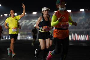 BIB: 24231, 26598
                            <button type="button" onclick="openModal(16107752)" class="btn btn-primary btn-sm float-right btn-popup" data-toggle="modal" data-target=".modal-high-quality">
                        <i class="fas fa-shopping-cart"></i> Add to Cart
                    </button>
                                            <button type="button" onclick="isThisMe(16107752, true)" class="btn btn-success btn-sm float-right btn-popup btn-isme hidden" data-toggle="tooltip" data-placement="bottom" title="นี่คือรูปของคุณใช่ไหม คลิกที่นี่เพื่อเอาเข้าอัลบั้ม">
                        <i class="fas fa-plus"></i> Add to album
                    </button>
                    <button type="button" onclick="isThisMe(16107752, false)" class="btn btn-warning btn-sm float-right btn-popup btn-isnotme hidden">
                        <i class="fas fa-ban"></i> Remove from album
                    </button>