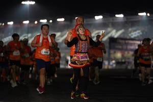 BIB: 23686, 25415
                            <button type="button" onclick="openModal(16166562)" class="btn btn-primary btn-sm float-right btn-popup" data-toggle="modal" data-target=".modal-high-quality">
                        <i class="fas fa-shopping-cart"></i> Add to Cart
                    </button>
                                            <button type="button" onclick="isThisMe(16166562, true)" class="btn btn-success btn-sm float-right btn-popup btn-isme hidden" data-toggle="tooltip" data-placement="bottom" title="นี่คือรูปของคุณใช่ไหม คลิกที่นี่เพื่อเอาเข้าอัลบั้ม">
                        <i class="fas fa-plus"></i> Add to album
                    </button>
                    <button type="button" onclick="isThisMe(16166562, false)" class="btn btn-warning btn-sm float-right btn-popup btn-isnotme hidden">
                        <i class="fas fa-ban"></i> Remove from album
                    </button>