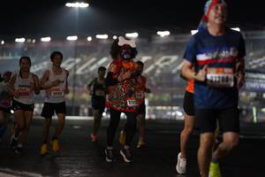 BIB: 26356, 20162, 2132
                            <button type="button" onclick="openModal(16129689)" class="btn btn-primary btn-sm float-right btn-popup" data-toggle="modal" data-target=".modal-high-quality">
                        <i class="fas fa-shopping-cart"></i> Add to Cart
                    </button>
                                            <button type="button" onclick="isThisMe(16129689, true)" class="btn btn-success btn-sm float-right btn-popup btn-isme hidden" data-toggle="tooltip" data-placement="bottom" title="นี่คือรูปของคุณใช่ไหม คลิกที่นี่เพื่อเอาเข้าอัลบั้ม">
                        <i class="fas fa-plus"></i> Add to album
                    </button>
                    <button type="button" onclick="isThisMe(16129689, false)" class="btn btn-warning btn-sm float-right btn-popup btn-isnotme hidden">
                        <i class="fas fa-ban"></i> Remove from album
                    </button>