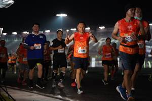 BIB: 4170, 21566, 1599
                            <button type="button" onclick="openModal(16103204)" class="btn btn-primary btn-sm float-right btn-popup" data-toggle="modal" data-target=".modal-high-quality">
                        <i class="fas fa-shopping-cart"></i> Add to Cart
                    </button>
                                            <button type="button" onclick="isThisMe(16103204, true)" class="btn btn-success btn-sm float-right btn-popup btn-isme hidden" data-toggle="tooltip" data-placement="bottom" title="นี่คือรูปของคุณใช่ไหม คลิกที่นี่เพื่อเอาเข้าอัลบั้ม">
                        <i class="fas fa-plus"></i> Add to album
                    </button>
                    <button type="button" onclick="isThisMe(16103204, false)" class="btn btn-warning btn-sm float-right btn-popup btn-isnotme hidden">
                        <i class="fas fa-ban"></i> Remove from album
                    </button>