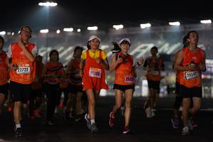 BIB: 22722, 27525, 20242, 25237, 373
                            <button type="button" onclick="openModal(16164338)" class="btn btn-primary btn-sm float-right btn-popup" data-toggle="modal" data-target=".modal-high-quality">
                        <i class="fas fa-shopping-cart"></i> Add to Cart
                    </button>
                                            <button type="button" onclick="isThisMe(16164338, true)" class="btn btn-success btn-sm float-right btn-popup btn-isme hidden" data-toggle="tooltip" data-placement="bottom" title="นี่คือรูปของคุณใช่ไหม คลิกที่นี่เพื่อเอาเข้าอัลบั้ม">
                        <i class="fas fa-plus"></i> Add to album
                    </button>
                    <button type="button" onclick="isThisMe(16164338, false)" class="btn btn-warning btn-sm float-right btn-popup btn-isnotme hidden">
                        <i class="fas fa-ban"></i> Remove from album
                    </button>