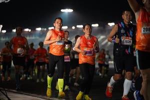 BIB: 107, 208, 23039, 0007, 198, 5600
                            <button type="button" onclick="openModal(16101594)" class="btn btn-primary btn-sm float-right btn-popup" data-toggle="modal" data-target=".modal-high-quality">
                        <i class="fas fa-shopping-cart"></i> Add to Cart
                    </button>
                                            <button type="button" onclick="isThisMe(16101594, true)" class="btn btn-success btn-sm float-right btn-popup btn-isme hidden" data-toggle="tooltip" data-placement="bottom" title="นี่คือรูปของคุณใช่ไหม คลิกที่นี่เพื่อเอาเข้าอัลบั้ม">
                        <i class="fas fa-plus"></i> Add to album
                    </button>
                    <button type="button" onclick="isThisMe(16101594, false)" class="btn btn-warning btn-sm float-right btn-popup btn-isnotme hidden">
                        <i class="fas fa-ban"></i> Remove from album
                    </button>