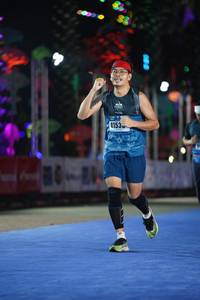 BIB: 4153
                            <button type="button" onclick="openModal(16507469)" class="btn btn-primary btn-sm float-right btn-popup" data-toggle="modal" data-target=".modal-high-quality">
                        <i class="fas fa-shopping-cart"></i> Add to Cart
                    </button>
                                            <button type="button" onclick="isThisMe(16507469, true)" class="btn btn-success btn-sm float-right btn-popup btn-isme hidden" data-toggle="tooltip" data-placement="bottom" title="นี่คือรูปของคุณใช่ไหม คลิกที่นี่เพื่อเอาเข้าอัลบั้ม">
                        <i class="fas fa-plus"></i> Add to album
                    </button>
                    <button type="button" onclick="isThisMe(16507469, false)" class="btn btn-warning btn-sm float-right btn-popup btn-isnotme hidden">
                        <i class="fas fa-ban"></i> Remove from album
                    </button>