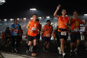 BIB: 21600, 22195, 26871, 21751, 22230
                            <button type="button" onclick="openModal(16102094)" class="btn btn-primary btn-sm float-right btn-popup" data-toggle="modal" data-target=".modal-high-quality">
                        <i class="fas fa-shopping-cart"></i> Add to Cart
                    </button>
                                            <button type="button" onclick="isThisMe(16102094, true)" class="btn btn-success btn-sm float-right btn-popup btn-isme hidden" data-toggle="tooltip" data-placement="bottom" title="นี่คือรูปของคุณใช่ไหม คลิกที่นี่เพื่อเอาเข้าอัลบั้ม">
                        <i class="fas fa-plus"></i> Add to album
                    </button>
                    <button type="button" onclick="isThisMe(16102094, false)" class="btn btn-warning btn-sm float-right btn-popup btn-isnotme hidden">
                        <i class="fas fa-ban"></i> Remove from album
                    </button>