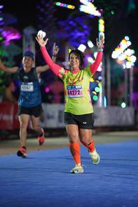 BIB: 267, 44272
                            <button type="button" onclick="openModal(16205322)" class="btn btn-primary btn-sm float-right btn-popup" data-toggle="modal" data-target=".modal-high-quality">
                        <i class="fas fa-shopping-cart"></i> Add to Cart
                    </button>
                                            <button type="button" onclick="isThisMe(16205322, true)" class="btn btn-success btn-sm float-right btn-popup btn-isme hidden" data-toggle="tooltip" data-placement="bottom" title="นี่คือรูปของคุณใช่ไหม คลิกที่นี่เพื่อเอาเข้าอัลบั้ม">
                        <i class="fas fa-plus"></i> Add to album
                    </button>
                    <button type="button" onclick="isThisMe(16205322, false)" class="btn btn-warning btn-sm float-right btn-popup btn-isnotme hidden">
                        <i class="fas fa-ban"></i> Remove from album
                    </button>