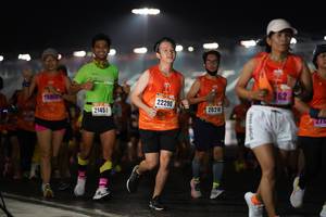 BIB: 25905, 22290, 20216, 21453, 270
                            <button type="button" onclick="openModal(16101728)" class="btn btn-primary btn-sm float-right btn-popup" data-toggle="modal" data-target=".modal-high-quality">
                        <i class="fas fa-shopping-cart"></i> Add to Cart
                    </button>
                                            <button type="button" onclick="isThisMe(16101728, true)" class="btn btn-success btn-sm float-right btn-popup btn-isme hidden" data-toggle="tooltip" data-placement="bottom" title="นี่คือรูปของคุณใช่ไหม คลิกที่นี่เพื่อเอาเข้าอัลบั้ม">
                        <i class="fas fa-plus"></i> Add to album
                    </button>
                    <button type="button" onclick="isThisMe(16101728, false)" class="btn btn-warning btn-sm float-right btn-popup btn-isnotme hidden">
                        <i class="fas fa-ban"></i> Remove from album
                    </button>