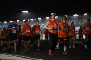 BIB: 2586, 2344, 24061
                            <button type="button" onclick="openModal(16101201)" class="btn btn-primary btn-sm float-right btn-popup" data-toggle="modal" data-target=".modal-high-quality">
                        <i class="fas fa-shopping-cart"></i> Add to Cart
                    </button>
                                            <button type="button" onclick="isThisMe(16101201, true)" class="btn btn-success btn-sm float-right btn-popup btn-isme hidden" data-toggle="tooltip" data-placement="bottom" title="นี่คือรูปของคุณใช่ไหม คลิกที่นี่เพื่อเอาเข้าอัลบั้ม">
                        <i class="fas fa-plus"></i> Add to album
                    </button>
                    <button type="button" onclick="isThisMe(16101201, false)" class="btn btn-warning btn-sm float-right btn-popup btn-isnotme hidden">
                        <i class="fas fa-ban"></i> Remove from album
                    </button>