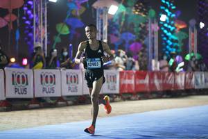 BIB: 62403
                            <button type="button" onclick="openModal(16521656)" class="btn btn-primary btn-sm float-right btn-popup" data-toggle="modal" data-target=".modal-high-quality">
                        <i class="fas fa-shopping-cart"></i> Add to Cart
                    </button>
                                            <button type="button" onclick="isThisMe(16521656, true)" class="btn btn-success btn-sm float-right btn-popup btn-isme hidden" data-toggle="tooltip" data-placement="bottom" title="นี่คือรูปของคุณใช่ไหม คลิกที่นี่เพื่อเอาเข้าอัลบั้ม">
                        <i class="fas fa-plus"></i> Add to album
                    </button>
                    <button type="button" onclick="isThisMe(16521656, false)" class="btn btn-warning btn-sm float-right btn-popup btn-isnotme hidden">
                        <i class="fas fa-ban"></i> Remove from album
                    </button>