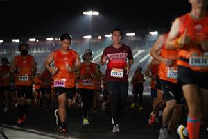 BIB: 20630, 22574, 220, 23220, 27464, 637
                            <button type="button" onclick="openModal(16101775)" class="btn btn-primary btn-sm float-right btn-popup" data-toggle="modal" data-target=".modal-high-quality">
                        <i class="fas fa-shopping-cart"></i> Add to Cart
                    </button>
                                            <button type="button" onclick="isThisMe(16101775, true)" class="btn btn-success btn-sm float-right btn-popup btn-isme hidden" data-toggle="tooltip" data-placement="bottom" title="นี่คือรูปของคุณใช่ไหม คลิกที่นี่เพื่อเอาเข้าอัลบั้ม">
                        <i class="fas fa-plus"></i> Add to album
                    </button>
                    <button type="button" onclick="isThisMe(16101775, false)" class="btn btn-warning btn-sm float-right btn-popup btn-isnotme hidden">
                        <i class="fas fa-ban"></i> Remove from album
                    </button>