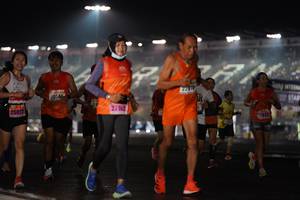 BIB: 2004, 220, 25022, 27162
                            <button type="button" onclick="openModal(16114252)" class="btn btn-primary btn-sm float-right btn-popup" data-toggle="modal" data-target=".modal-high-quality">
                        <i class="fas fa-shopping-cart"></i> Add to Cart
                    </button>
                                            <button type="button" onclick="isThisMe(16114252, true)" class="btn btn-success btn-sm float-right btn-popup btn-isme hidden" data-toggle="tooltip" data-placement="bottom" title="นี่คือรูปของคุณใช่ไหม คลิกที่นี่เพื่อเอาเข้าอัลบั้ม">
                        <i class="fas fa-plus"></i> Add to album
                    </button>
                    <button type="button" onclick="isThisMe(16114252, false)" class="btn btn-warning btn-sm float-right btn-popup btn-isnotme hidden">
                        <i class="fas fa-ban"></i> Remove from album
                    </button>