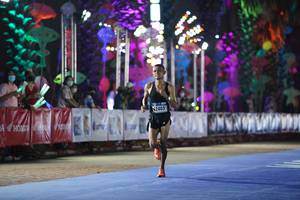 BIB: 62403
                            <button type="button" onclick="openModal(16521708)" class="btn btn-primary btn-sm float-right btn-popup" data-toggle="modal" data-target=".modal-high-quality">
                        <i class="fas fa-shopping-cart"></i> Add to Cart
                    </button>
                                            <button type="button" onclick="isThisMe(16521708, true)" class="btn btn-success btn-sm float-right btn-popup btn-isme hidden" data-toggle="tooltip" data-placement="bottom" title="นี่คือรูปของคุณใช่ไหม คลิกที่นี่เพื่อเอาเข้าอัลบั้ม">
                        <i class="fas fa-plus"></i> Add to album
                    </button>
                    <button type="button" onclick="isThisMe(16521708, false)" class="btn btn-warning btn-sm float-right btn-popup btn-isnotme hidden">
                        <i class="fas fa-ban"></i> Remove from album
                    </button>