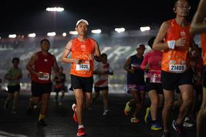 BIB: 21405, 035, 191
                            <button type="button" onclick="openModal(16107792)" class="btn btn-primary btn-sm float-right btn-popup" data-toggle="modal" data-target=".modal-high-quality">
                        <i class="fas fa-shopping-cart"></i> Add to Cart
                    </button>
                                            <button type="button" onclick="isThisMe(16107792, true)" class="btn btn-success btn-sm float-right btn-popup btn-isme hidden" data-toggle="tooltip" data-placement="bottom" title="นี่คือรูปของคุณใช่ไหม คลิกที่นี่เพื่อเอาเข้าอัลบั้ม">
                        <i class="fas fa-plus"></i> Add to album
                    </button>
                    <button type="button" onclick="isThisMe(16107792, false)" class="btn btn-warning btn-sm float-right btn-popup btn-isnotme hidden">
                        <i class="fas fa-ban"></i> Remove from album
                    </button>