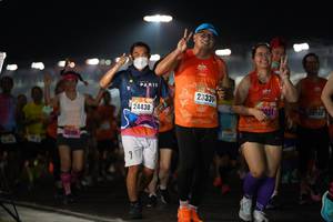 BIB: 23331, 24430, 051, 203
                            <button type="button" onclick="openModal(16160794)" class="btn btn-primary btn-sm float-right btn-popup" data-toggle="modal" data-target=".modal-high-quality">
                        <i class="fas fa-shopping-cart"></i> Add to Cart
                    </button>
                                            <button type="button" onclick="isThisMe(16160794, true)" class="btn btn-success btn-sm float-right btn-popup btn-isme hidden" data-toggle="tooltip" data-placement="bottom" title="นี่คือรูปของคุณใช่ไหม คลิกที่นี่เพื่อเอาเข้าอัลบั้ม">
                        <i class="fas fa-plus"></i> Add to album
                    </button>
                    <button type="button" onclick="isThisMe(16160794, false)" class="btn btn-warning btn-sm float-right btn-popup btn-isnotme hidden">
                        <i class="fas fa-ban"></i> Remove from album
                    </button>