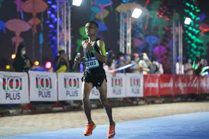 BIB: 62403
                            <button type="button" onclick="openModal(16521679)" class="btn btn-primary btn-sm float-right btn-popup" data-toggle="modal" data-target=".modal-high-quality">
                        <i class="fas fa-shopping-cart"></i> Add to Cart
                    </button>
                                            <button type="button" onclick="isThisMe(16521679, true)" class="btn btn-success btn-sm float-right btn-popup btn-isme hidden" data-toggle="tooltip" data-placement="bottom" title="นี่คือรูปของคุณใช่ไหม คลิกที่นี่เพื่อเอาเข้าอัลบั้ม">
                        <i class="fas fa-plus"></i> Add to album
                    </button>
                    <button type="button" onclick="isThisMe(16521679, false)" class="btn btn-warning btn-sm float-right btn-popup btn-isnotme hidden">
                        <i class="fas fa-ban"></i> Remove from album
                    </button>