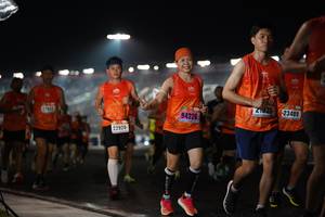 BIB: 1030, 23489, 94226, 22924
                            <button type="button" onclick="openModal(16102737)" class="btn btn-primary btn-sm float-right btn-popup" data-toggle="modal" data-target=".modal-high-quality">
                        <i class="fas fa-shopping-cart"></i> Add to Cart
                    </button>
                                            <button type="button" onclick="isThisMe(16102737, true)" class="btn btn-success btn-sm float-right btn-popup btn-isme hidden" data-toggle="tooltip" data-placement="bottom" title="นี่คือรูปของคุณใช่ไหม คลิกที่นี่เพื่อเอาเข้าอัลบั้ม">
                        <i class="fas fa-plus"></i> Add to album
                    </button>
                    <button type="button" onclick="isThisMe(16102737, false)" class="btn btn-warning btn-sm float-right btn-popup btn-isnotme hidden">
                        <i class="fas fa-ban"></i> Remove from album
                    </button>