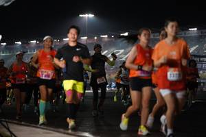 BIB: 201
                            <button type="button" onclick="openModal(16099803)" class="btn btn-primary btn-sm float-right btn-popup" data-toggle="modal" data-target=".modal-high-quality">
                        <i class="fas fa-shopping-cart"></i> Add to Cart
                    </button>
                                            <button type="button" onclick="isThisMe(16099803, true)" class="btn btn-success btn-sm float-right btn-popup btn-isme hidden" data-toggle="tooltip" data-placement="bottom" title="นี่คือรูปของคุณใช่ไหม คลิกที่นี่เพื่อเอาเข้าอัลบั้ม">
                        <i class="fas fa-plus"></i> Add to album
                    </button>
                    <button type="button" onclick="isThisMe(16099803, false)" class="btn btn-warning btn-sm float-right btn-popup btn-isnotme hidden">
                        <i class="fas fa-ban"></i> Remove from album
                    </button>