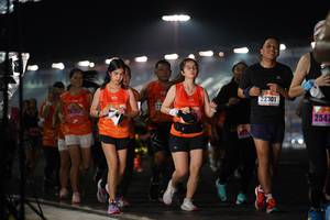 BIB: 22301, 2547, 269
                            <button type="button" onclick="openModal(16161900)" class="btn btn-primary btn-sm float-right btn-popup" data-toggle="modal" data-target=".modal-high-quality">
                        <i class="fas fa-shopping-cart"></i> Add to Cart
                    </button>
                                            <button type="button" onclick="isThisMe(16161900, true)" class="btn btn-success btn-sm float-right btn-popup btn-isme hidden" data-toggle="tooltip" data-placement="bottom" title="นี่คือรูปของคุณใช่ไหม คลิกที่นี่เพื่อเอาเข้าอัลบั้ม">
                        <i class="fas fa-plus"></i> Add to album
                    </button>
                    <button type="button" onclick="isThisMe(16161900, false)" class="btn btn-warning btn-sm float-right btn-popup btn-isnotme hidden">
                        <i class="fas fa-ban"></i> Remove from album
                    </button>