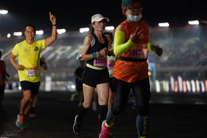 BIB: 265, 25471, 2423
                            <button type="button" onclick="openModal(16107745)" class="btn btn-primary btn-sm float-right btn-popup" data-toggle="modal" data-target=".modal-high-quality">
                        <i class="fas fa-shopping-cart"></i> Add to Cart
                    </button>
                                            <button type="button" onclick="isThisMe(16107745, true)" class="btn btn-success btn-sm float-right btn-popup btn-isme hidden" data-toggle="tooltip" data-placement="bottom" title="นี่คือรูปของคุณใช่ไหม คลิกที่นี่เพื่อเอาเข้าอัลบั้ม">
                        <i class="fas fa-plus"></i> Add to album
                    </button>
                    <button type="button" onclick="isThisMe(16107745, false)" class="btn btn-warning btn-sm float-right btn-popup btn-isnotme hidden">
                        <i class="fas fa-ban"></i> Remove from album
                    </button>