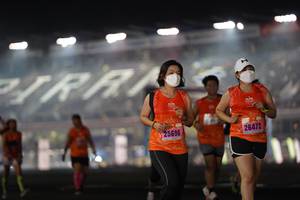 BIB: 25696, 26472
                            <button type="button" onclick="openModal(16522478)" class="btn btn-primary btn-sm float-right btn-popup" data-toggle="modal" data-target=".modal-high-quality">
                        <i class="fas fa-shopping-cart"></i> Add to Cart
                    </button>
                                            <button type="button" onclick="isThisMe(16522478, true)" class="btn btn-success btn-sm float-right btn-popup btn-isme hidden" data-toggle="tooltip" data-placement="bottom" title="นี่คือรูปของคุณใช่ไหม คลิกที่นี่เพื่อเอาเข้าอัลบั้ม">
                        <i class="fas fa-plus"></i> Add to album
                    </button>
                    <button type="button" onclick="isThisMe(16522478, false)" class="btn btn-warning btn-sm float-right btn-popup btn-isnotme hidden">
                        <i class="fas fa-ban"></i> Remove from album
                    </button>