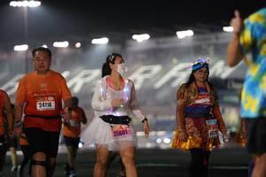 BIB: 24116, 25601, 6620
                            <button type="button" onclick="openModal(16521777)" class="btn btn-primary btn-sm float-right btn-popup" data-toggle="modal" data-target=".modal-high-quality">
                        <i class="fas fa-shopping-cart"></i> Add to Cart
                    </button>
                                            <button type="button" onclick="isThisMe(16521777, true)" class="btn btn-success btn-sm float-right btn-popup btn-isme hidden" data-toggle="tooltip" data-placement="bottom" title="นี่คือรูปของคุณใช่ไหม คลิกที่นี่เพื่อเอาเข้าอัลบั้ม">
                        <i class="fas fa-plus"></i> Add to album
                    </button>
                    <button type="button" onclick="isThisMe(16521777, false)" class="btn btn-warning btn-sm float-right btn-popup btn-isnotme hidden">
                        <i class="fas fa-ban"></i> Remove from album
                    </button>