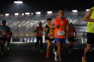 BIB: 21262, 26424
                            <button type="button" onclick="openModal(16111718)" class="btn btn-primary btn-sm float-right btn-popup" data-toggle="modal" data-target=".modal-high-quality">
                        <i class="fas fa-shopping-cart"></i> Add to Cart
                    </button>
                                            <button type="button" onclick="isThisMe(16111718, true)" class="btn btn-success btn-sm float-right btn-popup btn-isme hidden" data-toggle="tooltip" data-placement="bottom" title="นี่คือรูปของคุณใช่ไหม คลิกที่นี่เพื่อเอาเข้าอัลบั้ม">
                        <i class="fas fa-plus"></i> Add to album
                    </button>
                    <button type="button" onclick="isThisMe(16111718, false)" class="btn btn-warning btn-sm float-right btn-popup btn-isnotme hidden">
                        <i class="fas fa-ban"></i> Remove from album
                    </button>