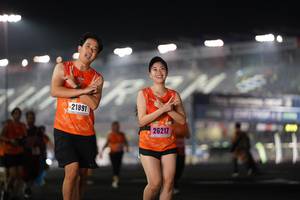 BIB: 21891, 26217
                            <button type="button" onclick="openModal(16523857)" class="btn btn-primary btn-sm float-right btn-popup" data-toggle="modal" data-target=".modal-high-quality">
                        <i class="fas fa-shopping-cart"></i> Add to Cart
                    </button>
                                            <button type="button" onclick="isThisMe(16523857, true)" class="btn btn-success btn-sm float-right btn-popup btn-isme hidden" data-toggle="tooltip" data-placement="bottom" title="นี่คือรูปของคุณใช่ไหม คลิกที่นี่เพื่อเอาเข้าอัลบั้ม">
                        <i class="fas fa-plus"></i> Add to album
                    </button>
                    <button type="button" onclick="isThisMe(16523857, false)" class="btn btn-warning btn-sm float-right btn-popup btn-isnotme hidden">
                        <i class="fas fa-ban"></i> Remove from album
                    </button>