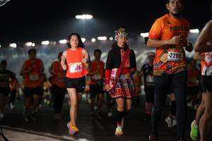 BIB: 22915
                            <button type="button" onclick="openModal(16100141)" class="btn btn-primary btn-sm float-right btn-popup" data-toggle="modal" data-target=".modal-high-quality">
                        <i class="fas fa-shopping-cart"></i> Add to Cart
                    </button>
                                            <button type="button" onclick="isThisMe(16100141, true)" class="btn btn-success btn-sm float-right btn-popup btn-isme hidden" data-toggle="tooltip" data-placement="bottom" title="นี่คือรูปของคุณใช่ไหม คลิกที่นี่เพื่อเอาเข้าอัลบั้ม">
                        <i class="fas fa-plus"></i> Add to album
                    </button>
                    <button type="button" onclick="isThisMe(16100141, false)" class="btn btn-warning btn-sm float-right btn-popup btn-isnotme hidden">
                        <i class="fas fa-ban"></i> Remove from album
                    </button>