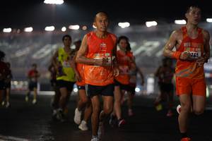 BIB: 765
                            <button type="button" onclick="openModal(16491523)" class="btn btn-primary btn-sm float-right btn-popup" data-toggle="modal" data-target=".modal-high-quality">
                        <i class="fas fa-shopping-cart"></i> Add to Cart
                    </button>
                                            <button type="button" onclick="isThisMe(16491523, true)" class="btn btn-success btn-sm float-right btn-popup btn-isme hidden" data-toggle="tooltip" data-placement="bottom" title="นี่คือรูปของคุณใช่ไหม คลิกที่นี่เพื่อเอาเข้าอัลบั้ม">
                        <i class="fas fa-plus"></i> Add to album
                    </button>
                    <button type="button" onclick="isThisMe(16491523, false)" class="btn btn-warning btn-sm float-right btn-popup btn-isnotme hidden">
                        <i class="fas fa-ban"></i> Remove from album
                    </button>