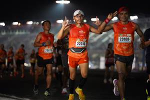 BIB: 22316, 20074
                            <button type="button" onclick="openModal(16490299)" class="btn btn-primary btn-sm float-right btn-popup" data-toggle="modal" data-target=".modal-high-quality">
                        <i class="fas fa-shopping-cart"></i> Add to Cart
                    </button>
                                            <button type="button" onclick="isThisMe(16490299, true)" class="btn btn-success btn-sm float-right btn-popup btn-isme hidden" data-toggle="tooltip" data-placement="bottom" title="นี่คือรูปของคุณใช่ไหม คลิกที่นี่เพื่อเอาเข้าอัลบั้ม">
                        <i class="fas fa-plus"></i> Add to album
                    </button>
                    <button type="button" onclick="isThisMe(16490299, false)" class="btn btn-warning btn-sm float-right btn-popup btn-isnotme hidden">
                        <i class="fas fa-ban"></i> Remove from album
                    </button>