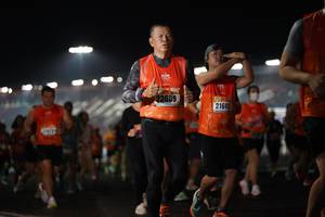 BIB: 23009, 21605
                            <button type="button" onclick="openModal(16169081)" class="btn btn-primary btn-sm float-right btn-popup" data-toggle="modal" data-target=".modal-high-quality">
                        <i class="fas fa-shopping-cart"></i> Add to Cart
                    </button>
                                            <button type="button" onclick="isThisMe(16169081, true)" class="btn btn-success btn-sm float-right btn-popup btn-isme hidden" data-toggle="tooltip" data-placement="bottom" title="นี่คือรูปของคุณใช่ไหม คลิกที่นี่เพื่อเอาเข้าอัลบั้ม">
                        <i class="fas fa-plus"></i> Add to album
                    </button>
                    <button type="button" onclick="isThisMe(16169081, false)" class="btn btn-warning btn-sm float-right btn-popup btn-isnotme hidden">
                        <i class="fas fa-ban"></i> Remove from album
                    </button>