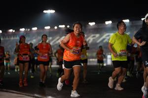 BIB: 2300, 7542
                            <button type="button" onclick="openModal(16099488)" class="btn btn-primary btn-sm float-right btn-popup" data-toggle="modal" data-target=".modal-high-quality">
                        <i class="fas fa-shopping-cart"></i> Add to Cart
                    </button>
                                            <button type="button" onclick="isThisMe(16099488, true)" class="btn btn-success btn-sm float-right btn-popup btn-isme hidden" data-toggle="tooltip" data-placement="bottom" title="นี่คือรูปของคุณใช่ไหม คลิกที่นี่เพื่อเอาเข้าอัลบั้ม">
                        <i class="fas fa-plus"></i> Add to album
                    </button>
                    <button type="button" onclick="isThisMe(16099488, false)" class="btn btn-warning btn-sm float-right btn-popup btn-isnotme hidden">
                        <i class="fas fa-ban"></i> Remove from album
                    </button>