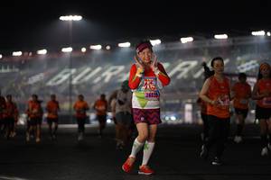 BIB: 26528
                            <button type="button" onclick="openModal(16157996)" class="btn btn-primary btn-sm float-right btn-popup" data-toggle="modal" data-target=".modal-high-quality">
                        <i class="fas fa-shopping-cart"></i> Add to Cart
                    </button>
                                            <button type="button" onclick="isThisMe(16157996, true)" class="btn btn-success btn-sm float-right btn-popup btn-isme hidden" data-toggle="tooltip" data-placement="bottom" title="นี่คือรูปของคุณใช่ไหม คลิกที่นี่เพื่อเอาเข้าอัลบั้ม">
                        <i class="fas fa-plus"></i> Add to album
                    </button>
                    <button type="button" onclick="isThisMe(16157996, false)" class="btn btn-warning btn-sm float-right btn-popup btn-isnotme hidden">
                        <i class="fas fa-ban"></i> Remove from album
                    </button>