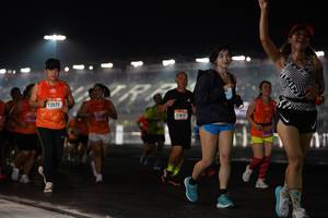 BIB: 23078, 2533
                            <button type="button" onclick="openModal(16102179)" class="btn btn-primary btn-sm float-right btn-popup" data-toggle="modal" data-target=".modal-high-quality">
                        <i class="fas fa-shopping-cart"></i> Add to Cart
                    </button>
                                            <button type="button" onclick="isThisMe(16102179, true)" class="btn btn-success btn-sm float-right btn-popup btn-isme hidden" data-toggle="tooltip" data-placement="bottom" title="นี่คือรูปของคุณใช่ไหม คลิกที่นี่เพื่อเอาเข้าอัลบั้ม">
                        <i class="fas fa-plus"></i> Add to album
                    </button>
                    <button type="button" onclick="isThisMe(16102179, false)" class="btn btn-warning btn-sm float-right btn-popup btn-isnotme hidden">
                        <i class="fas fa-ban"></i> Remove from album
                    </button>