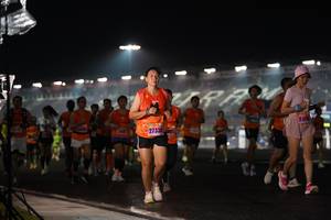 BIB: 2733
                            <button type="button" onclick="openModal(16102276)" class="btn btn-primary btn-sm float-right btn-popup" data-toggle="modal" data-target=".modal-high-quality">
                        <i class="fas fa-shopping-cart"></i> Add to Cart
                    </button>
                                            <button type="button" onclick="isThisMe(16102276, true)" class="btn btn-success btn-sm float-right btn-popup btn-isme hidden" data-toggle="tooltip" data-placement="bottom" title="นี่คือรูปของคุณใช่ไหม คลิกที่นี่เพื่อเอาเข้าอัลบั้ม">
                        <i class="fas fa-plus"></i> Add to album
                    </button>
                    <button type="button" onclick="isThisMe(16102276, false)" class="btn btn-warning btn-sm float-right btn-popup btn-isnotme hidden">
                        <i class="fas fa-ban"></i> Remove from album
                    </button>