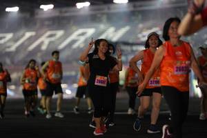 BIB: 2602, 26661, 27198
                            <button type="button" onclick="openModal(16155779)" class="btn btn-primary btn-sm float-right btn-popup" data-toggle="modal" data-target=".modal-high-quality">
                        <i class="fas fa-shopping-cart"></i> Add to Cart
                    </button>
                                            <button type="button" onclick="isThisMe(16155779, true)" class="btn btn-success btn-sm float-right btn-popup btn-isme hidden" data-toggle="tooltip" data-placement="bottom" title="นี่คือรูปของคุณใช่ไหม คลิกที่นี่เพื่อเอาเข้าอัลบั้ม">
                        <i class="fas fa-plus"></i> Add to album
                    </button>
                    <button type="button" onclick="isThisMe(16155779, false)" class="btn btn-warning btn-sm float-right btn-popup btn-isnotme hidden">
                        <i class="fas fa-ban"></i> Remove from album
                    </button>