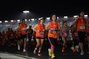 BIB: 22419, 25513, 251
                            <button type="button" onclick="openModal(16102334)" class="btn btn-primary btn-sm float-right btn-popup" data-toggle="modal" data-target=".modal-high-quality">
                        <i class="fas fa-shopping-cart"></i> Add to Cart
                    </button>
                                            <button type="button" onclick="isThisMe(16102334, true)" class="btn btn-success btn-sm float-right btn-popup btn-isme hidden" data-toggle="tooltip" data-placement="bottom" title="นี่คือรูปของคุณใช่ไหม คลิกที่นี่เพื่อเอาเข้าอัลบั้ม">
                        <i class="fas fa-plus"></i> Add to album
                    </button>
                    <button type="button" onclick="isThisMe(16102334, false)" class="btn btn-warning btn-sm float-right btn-popup btn-isnotme hidden">
                        <i class="fas fa-ban"></i> Remove from album
                    </button>