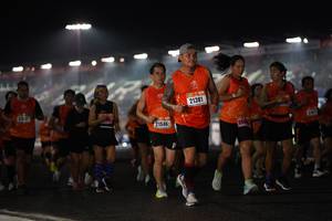 BIB: 21381, 21546, 224
                            <button type="button" onclick="openModal(16100887)" class="btn btn-primary btn-sm float-right btn-popup" data-toggle="modal" data-target=".modal-high-quality">
                        <i class="fas fa-shopping-cart"></i> Add to Cart
                    </button>
                                            <button type="button" onclick="isThisMe(16100887, true)" class="btn btn-success btn-sm float-right btn-popup btn-isme hidden" data-toggle="tooltip" data-placement="bottom" title="นี่คือรูปของคุณใช่ไหม คลิกที่นี่เพื่อเอาเข้าอัลบั้ม">
                        <i class="fas fa-plus"></i> Add to album
                    </button>
                    <button type="button" onclick="isThisMe(16100887, false)" class="btn btn-warning btn-sm float-right btn-popup btn-isnotme hidden">
                        <i class="fas fa-ban"></i> Remove from album
                    </button>