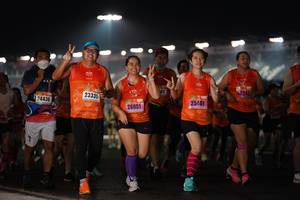 BIB: 124, 23331, 25401, 24430, 26051
                            <button type="button" onclick="openModal(16160499)" class="btn btn-primary btn-sm float-right btn-popup" data-toggle="modal" data-target=".modal-high-quality">
                        <i class="fas fa-shopping-cart"></i> Add to Cart
                    </button>
                                            <button type="button" onclick="isThisMe(16160499, true)" class="btn btn-success btn-sm float-right btn-popup btn-isme hidden" data-toggle="tooltip" data-placement="bottom" title="นี่คือรูปของคุณใช่ไหม คลิกที่นี่เพื่อเอาเข้าอัลบั้ม">
                        <i class="fas fa-plus"></i> Add to album
                    </button>
                    <button type="button" onclick="isThisMe(16160499, false)" class="btn btn-warning btn-sm float-right btn-popup btn-isnotme hidden">
                        <i class="fas fa-ban"></i> Remove from album
                    </button>