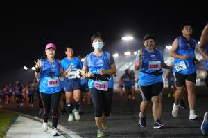 BIB: 13681, 13154, 13207
                            <button type="button" onclick="openModal(16637339)" class="btn btn-primary btn-sm float-right btn-popup" data-toggle="modal" data-target=".modal-high-quality">
                        <i class="fas fa-shopping-cart"></i> Add to Cart
                    </button>
                                            <button type="button" onclick="isThisMe(16637339, true)" class="btn btn-success btn-sm float-right btn-popup btn-isme hidden" data-toggle="tooltip" data-placement="bottom" title="นี่คือรูปของคุณใช่ไหม คลิกที่นี่เพื่อเอาเข้าอัลบั้ม">
                        <i class="fas fa-plus"></i> Add to album
                    </button>
                    <button type="button" onclick="isThisMe(16637339, false)" class="btn btn-warning btn-sm float-right btn-popup btn-isnotme hidden">
                        <i class="fas fa-ban"></i> Remove from album
                    </button>