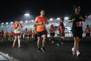 BIB: 2672
                            <button type="button" onclick="openModal(16471835)" class="btn btn-primary btn-sm float-right btn-popup" data-toggle="modal" data-target=".modal-high-quality">
                        <i class="fas fa-shopping-cart"></i> Add to Cart
                    </button>
                                            <button type="button" onclick="isThisMe(16471835, true)" class="btn btn-success btn-sm float-right btn-popup btn-isme hidden" data-toggle="tooltip" data-placement="bottom" title="นี่คือรูปของคุณใช่ไหม คลิกที่นี่เพื่อเอาเข้าอัลบั้ม">
                        <i class="fas fa-plus"></i> Add to album
                    </button>
                    <button type="button" onclick="isThisMe(16471835, false)" class="btn btn-warning btn-sm float-right btn-popup btn-isnotme hidden">
                        <i class="fas fa-ban"></i> Remove from album
                    </button>