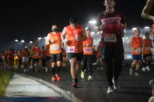 BIB: 22574, 23220, 164, 26637
                            <button type="button" onclick="openModal(16425872)" class="btn btn-primary btn-sm float-right btn-popup" data-toggle="modal" data-target=".modal-high-quality">
                        <i class="fas fa-shopping-cart"></i> Add to Cart
                    </button>
                                            <button type="button" onclick="isThisMe(16425872, true)" class="btn btn-success btn-sm float-right btn-popup btn-isme hidden" data-toggle="tooltip" data-placement="bottom" title="นี่คือรูปของคุณใช่ไหม คลิกที่นี่เพื่อเอาเข้าอัลบั้ม">
                        <i class="fas fa-plus"></i> Add to album
                    </button>
                    <button type="button" onclick="isThisMe(16425872, false)" class="btn btn-warning btn-sm float-right btn-popup btn-isnotme hidden">
                        <i class="fas fa-ban"></i> Remove from album
                    </button>