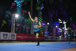 BIB: 100
                            <button type="button" onclick="openModal(16784937)" class="btn btn-primary btn-sm float-right btn-popup" data-toggle="modal" data-target=".modal-high-quality">
                        <i class="fas fa-shopping-cart"></i> Add to Cart
                    </button>
                                            <button type="button" onclick="isThisMe(16784937, true)" class="btn btn-success btn-sm float-right btn-popup btn-isme hidden" data-toggle="tooltip" data-placement="bottom" title="นี่คือรูปของคุณใช่ไหม คลิกที่นี่เพื่อเอาเข้าอัลบั้ม">
                        <i class="fas fa-plus"></i> Add to album
                    </button>
                    <button type="button" onclick="isThisMe(16784937, false)" class="btn btn-warning btn-sm float-right btn-popup btn-isnotme hidden">
                        <i class="fas fa-ban"></i> Remove from album
                    </button>